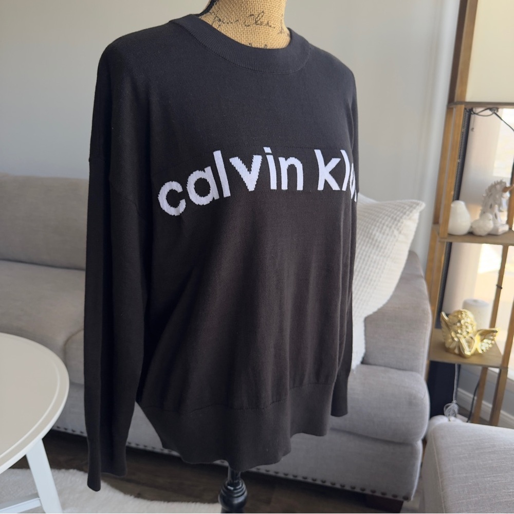 Calvin Klein Black Crewneck Sweater for Men - Picture 9 of 11